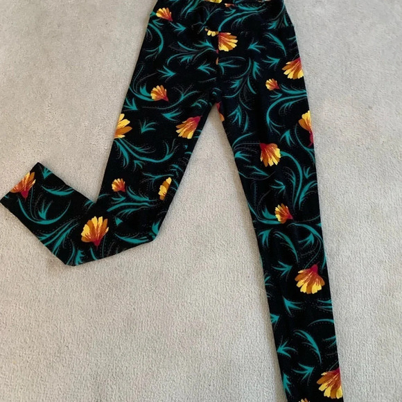 Like NEW LuLaRoe orange flower/dark teal leggings - Picture 1 of 15